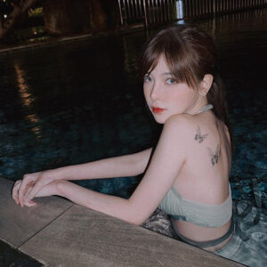 น้องออย-วรรษมน-by