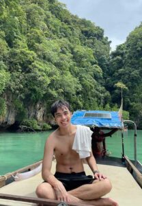 Viratsan-Ariyapongpisal-ยิ้ม