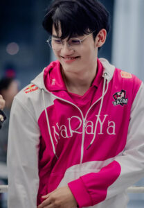 Phubase-Kulpaktarapong-หล่อ