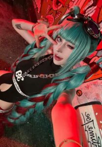 DJ-HARU-ใส่แว่น