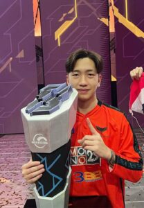 Purin-Rongkhankaew-เท้่