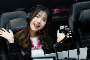 อิ่มเอม-ใสใส