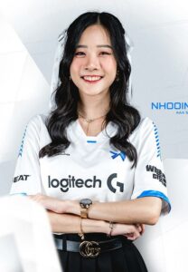 อิ่มเอม-ยิ้มหวาน