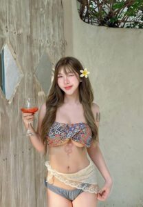 Sajeera-theeranert-ฮอต