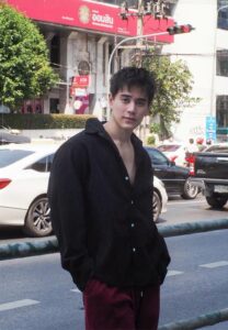 Thakrit-Patthanaworaki-เท่