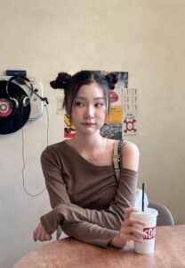 manatsanan-แทมมี่-009-Dazzling