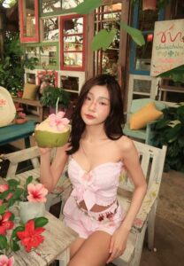 manatsanan-แทมมี่-010-Graceful