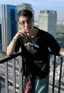 กฤศกร น้อยหิรัญ-002-Pretty