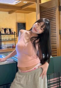 Salinthip Yimyai-017-Charming