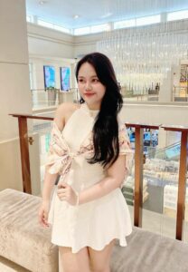 fahwadees-003-Charming