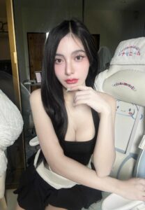 Nantaphak Khampitoon-004-Gorgeous