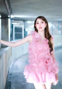 เบส คําสิงห์-008-Lovely