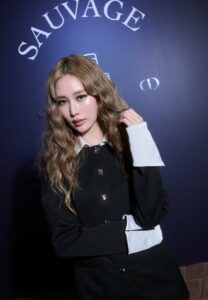 janeeyeh-003-Breathtaking