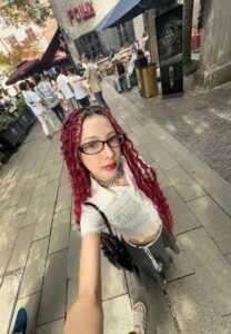 lama.noi-004-Gorgeous