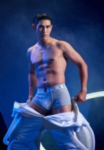 กัญจน์-กัณณวัชรน์